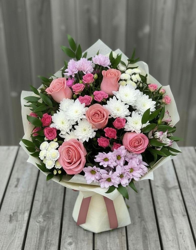 Букет цветов из: Альстромерии, Гвоздики, Розы и Хризантемы в Светлом Саратовской области