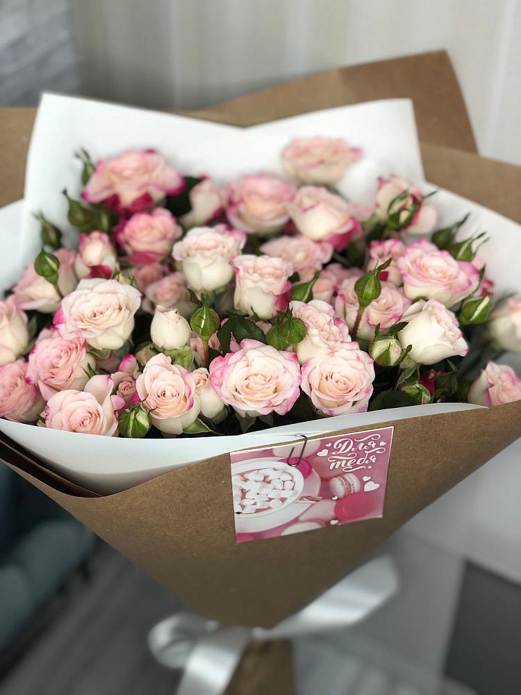 Букет цветов из: Розы в Светлом Саратовской области