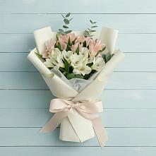 Букет цветов из:  Альстромерии в Светлом Саратовской области