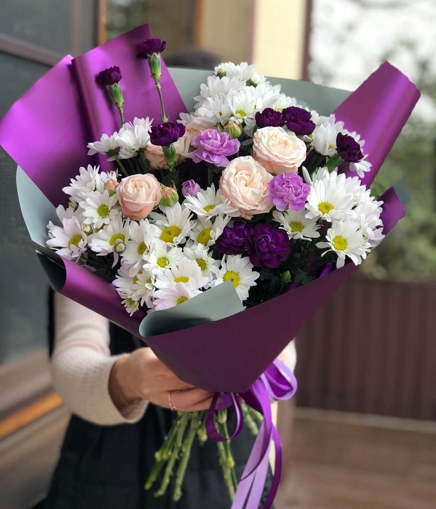 Букет цветов из: Хризантемы, Гвоздики и Розы в Светлом Саратовской области