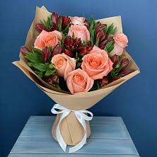 Букет цветов из:  Розы и Альстромерии в Светлом Саратовской области