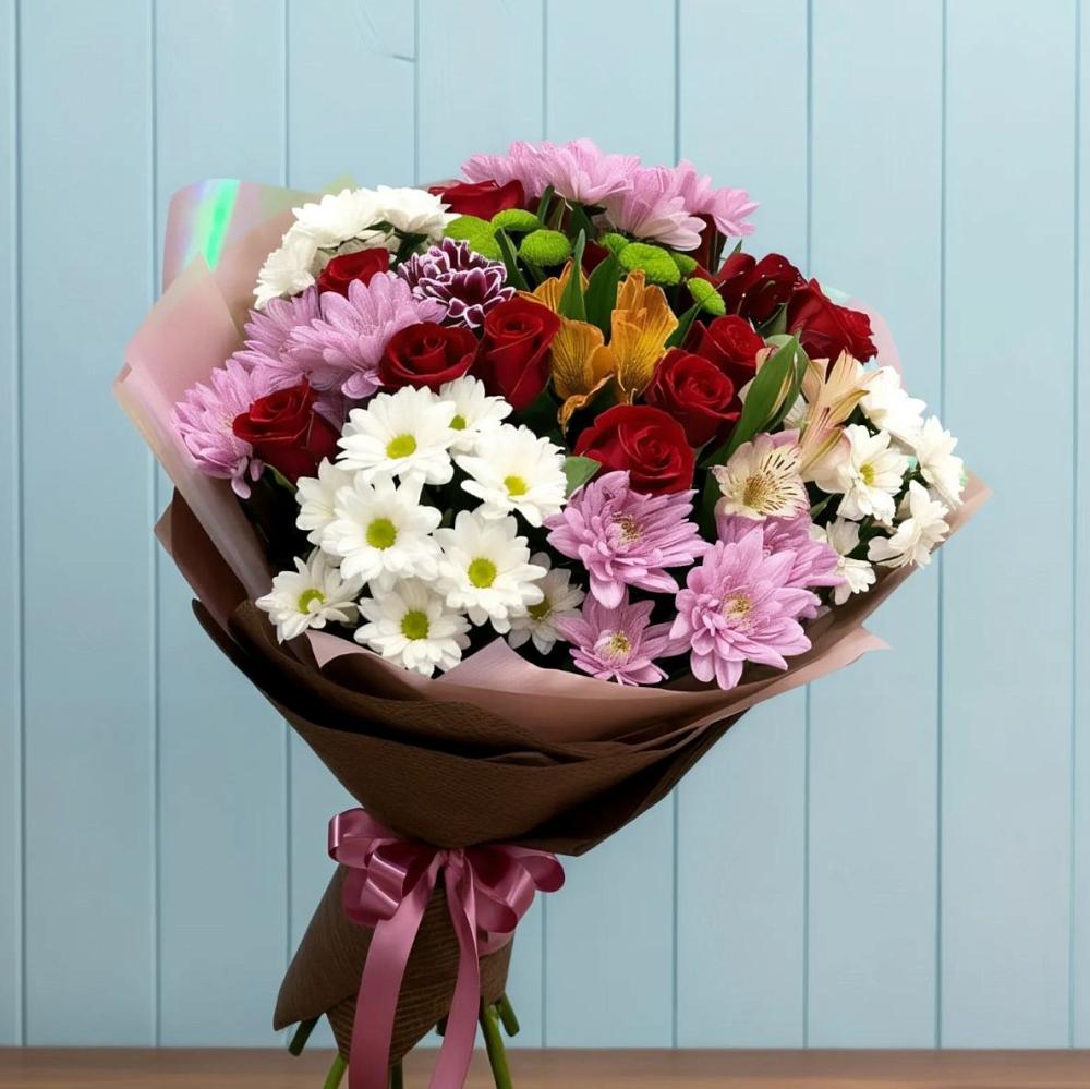 Букет цветов из: Розы, Хризантемы и Альстромерии в Светлом Саратовской области