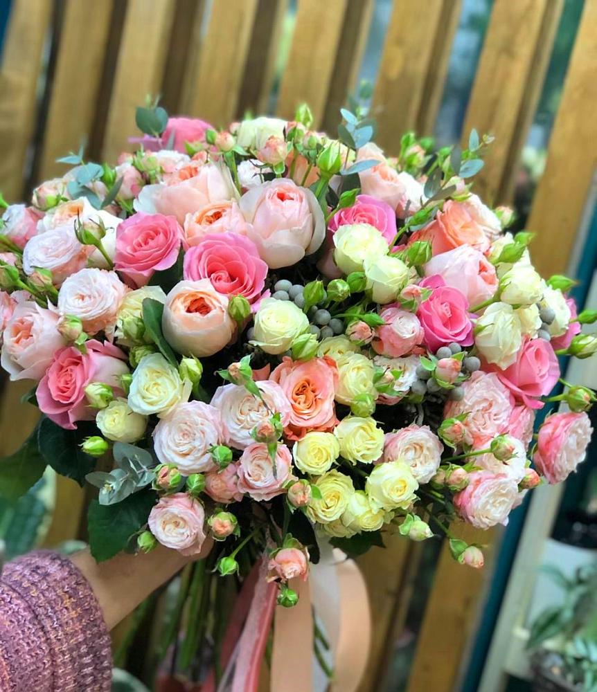 Букет цветов из: Розы в Светлом Саратовской области