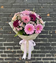 Букет цветов из:  Герберы и Хризантемы в Светлом Саратовской области