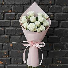 Букет цветов из:  Розы #REPLACE_PRED# Светлом Саратовской области
