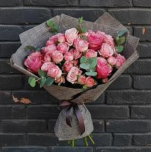 Букет цветов из:  Розы в Светлом Саратовской области